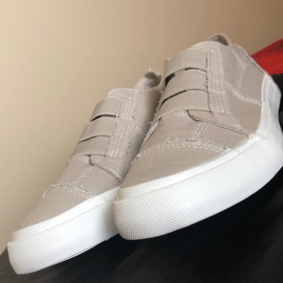 BLOWFISH MALIBU MAURA SHOES - Picture 3 of 5